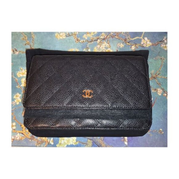 CHANEL Caviar Quilted Wallet On Chain WOC in Black/Gold - Picture 8 of 10